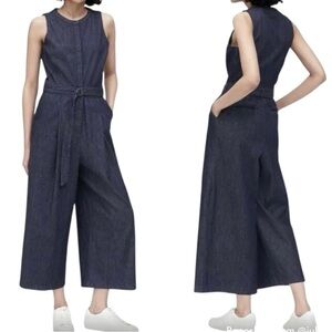 Banana Republic Navy blue denim Cropped Wide Leg Belted Jumpsuit // size 8